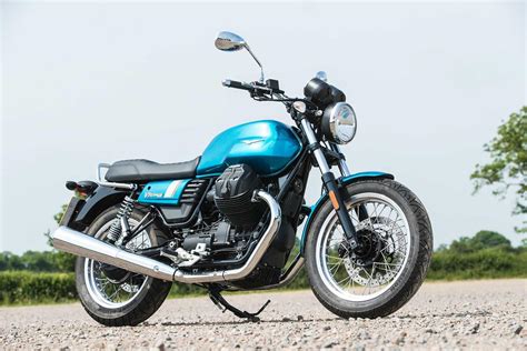 moto guzzi v7 special review